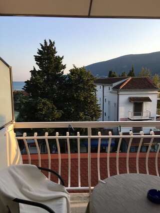 Апартаменты Apartments Upitnik Херцег-Нови Номер-студио с видом на море-6