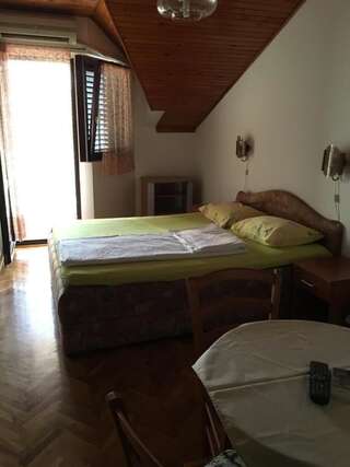 Апартаменты Apartments Upitnik Херцег-Нови Номер-студио с видом на море-22