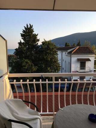 Апартаменты Apartments Upitnik Херцег-Нови Номер-студио с видом на море-46